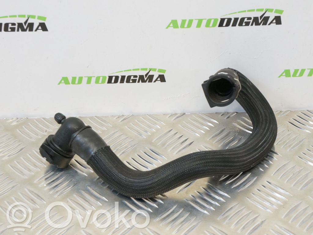 Peugeot 3008 II Engine coolant pipe/hose 