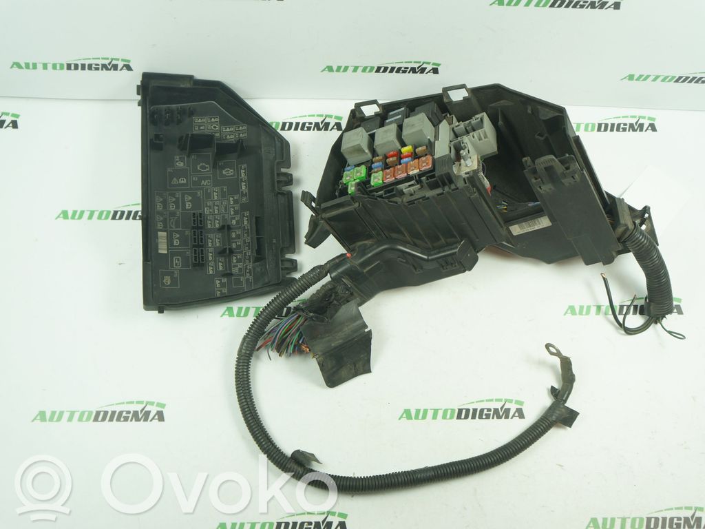 Ford Mondeo MK IV Módulo de fusible 