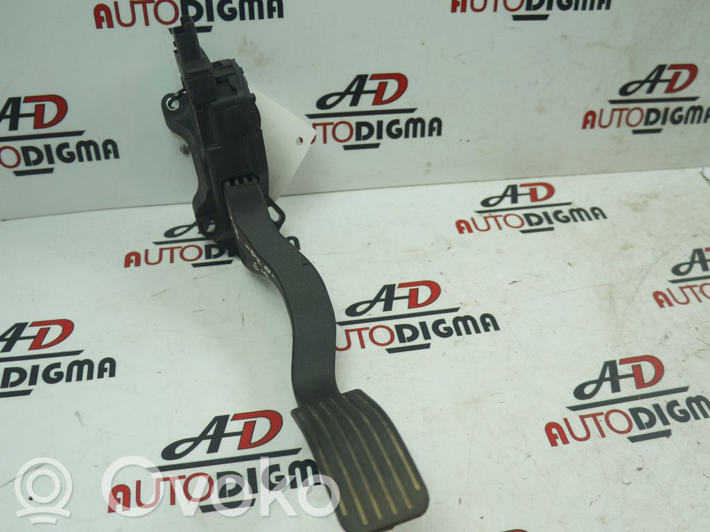 Peugeot 308 Accelerator throttle pedal 