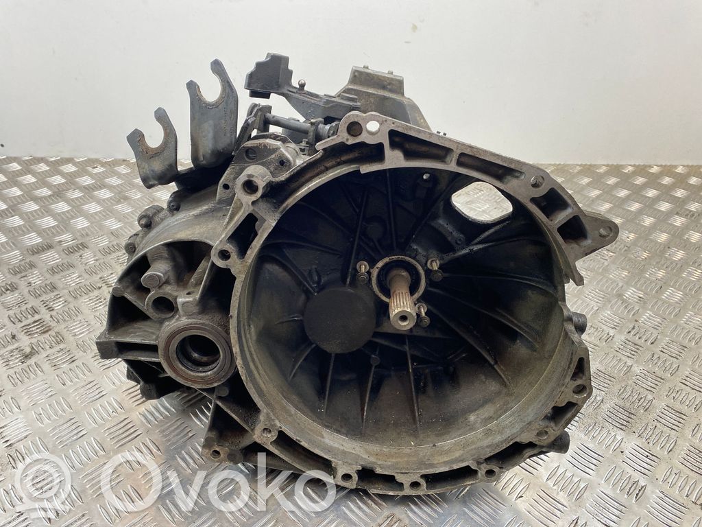Ford S-MAX Mechaninė 5 pavarų dėžė 