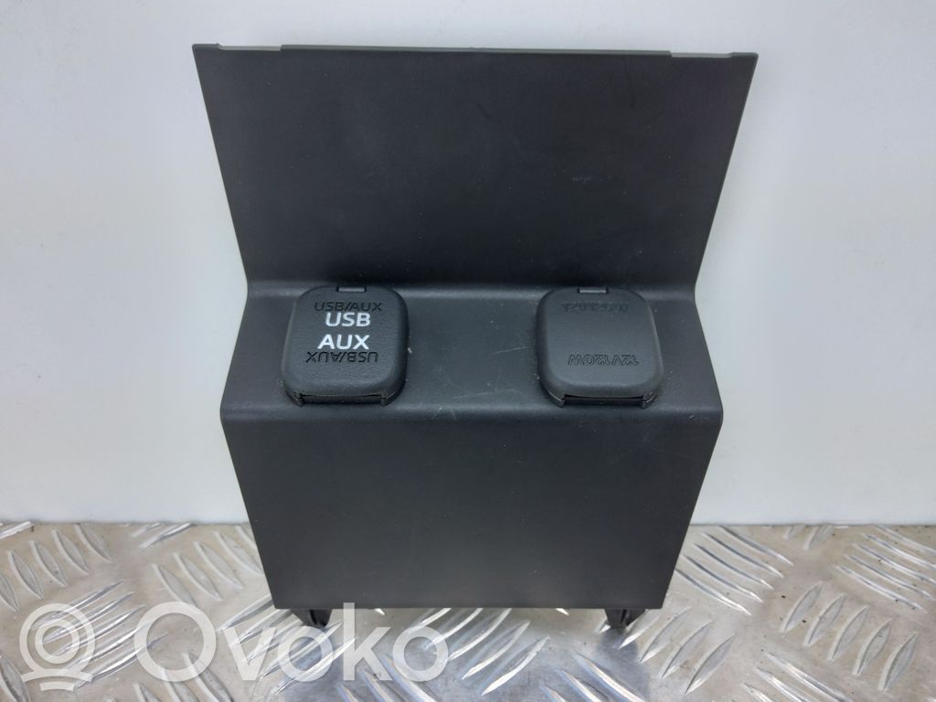 Mazda 6 USB socket connector 