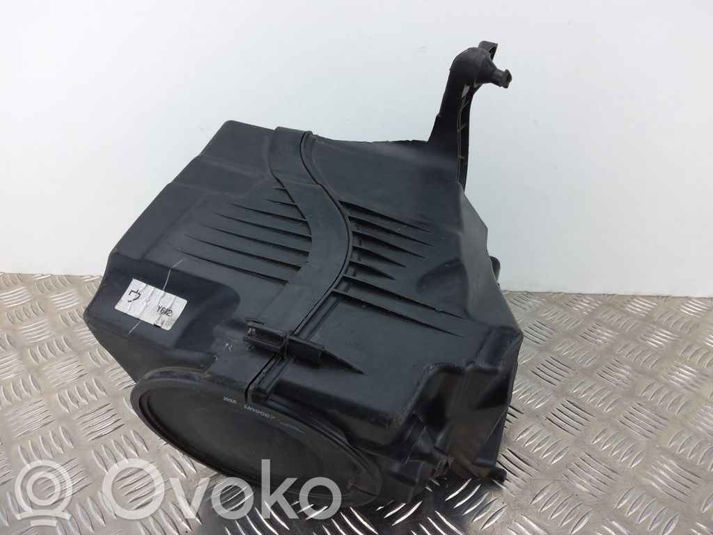 Ford Focus Air filter box 