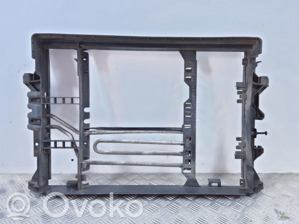 BMW 7 E38 Support de radiateur sur cadre face avant 