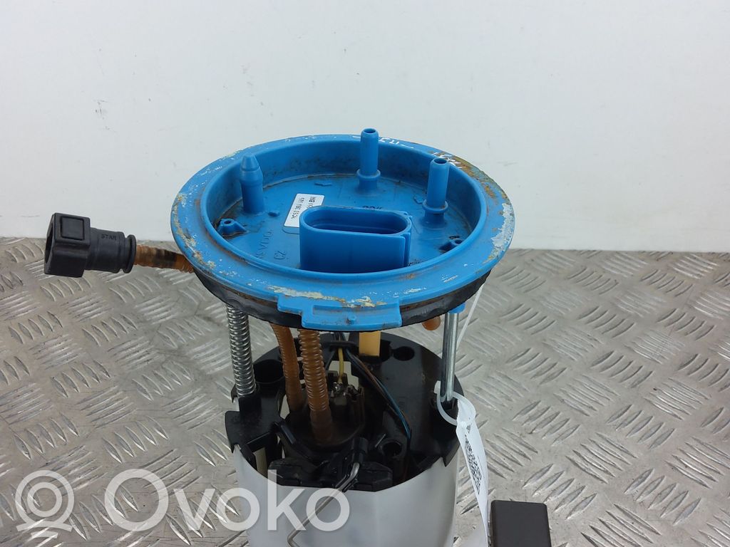 Skoda Superb B6 (3T) Kraftstoffpumpe im Tank 