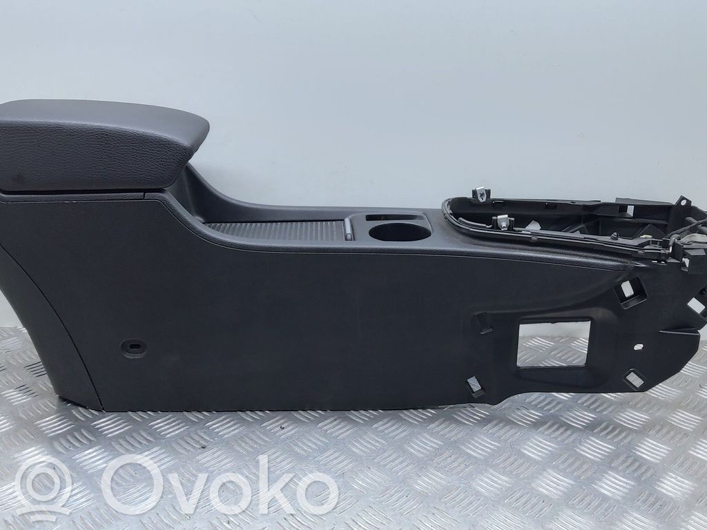 Opel Astra J Armrest 
