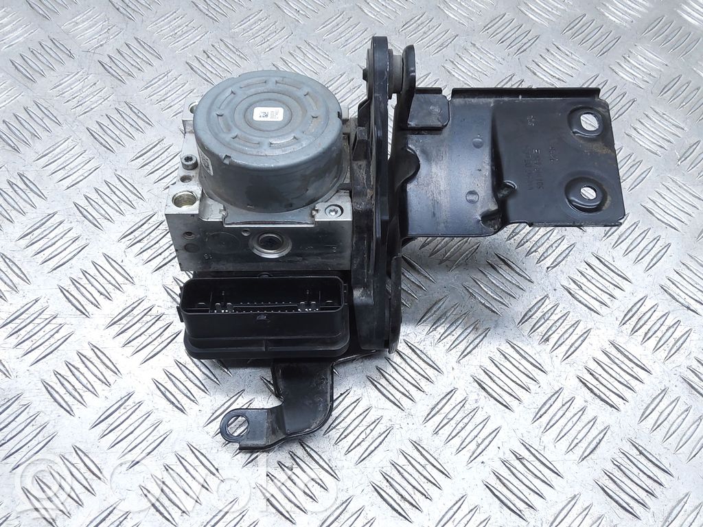 Volkswagen PASSAT B8 ABS bloks 