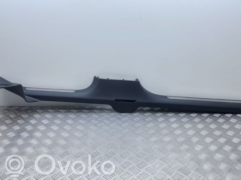 Volkswagen PASSAT B8 Listwa progowa 