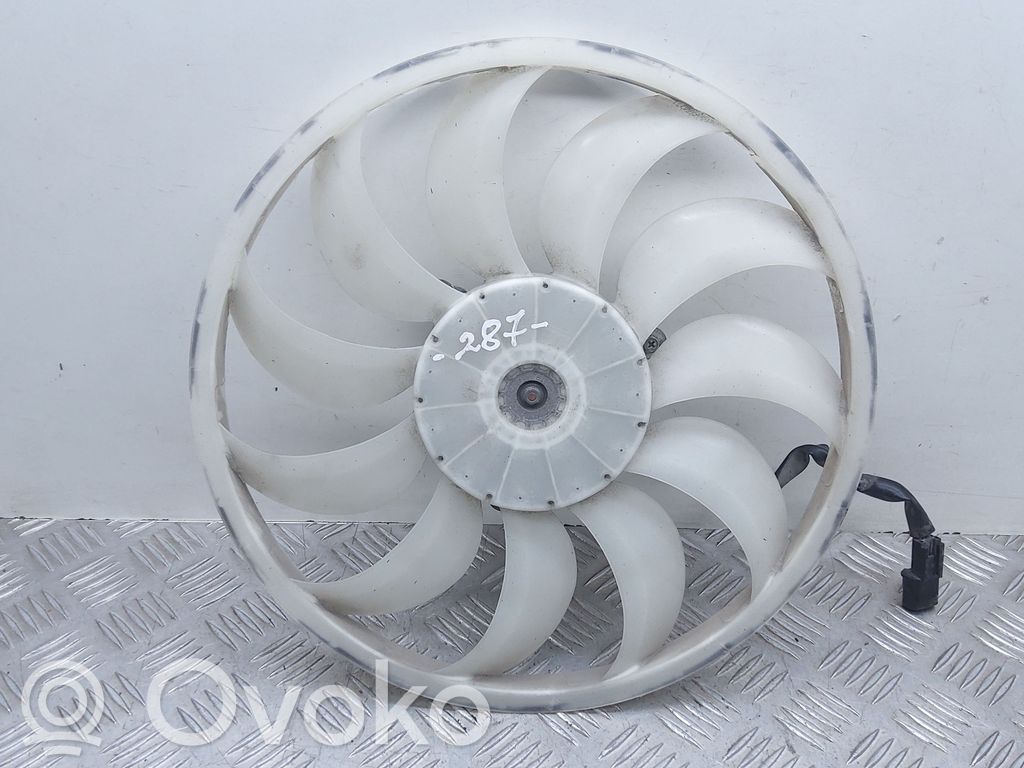 Mitsubishi Outlander Elektrinis radiatorių ventiliatorius 
