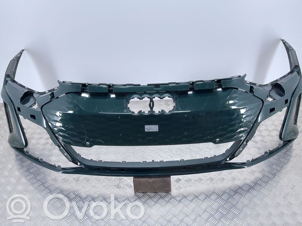 Audi E-tron GT Front bumper 