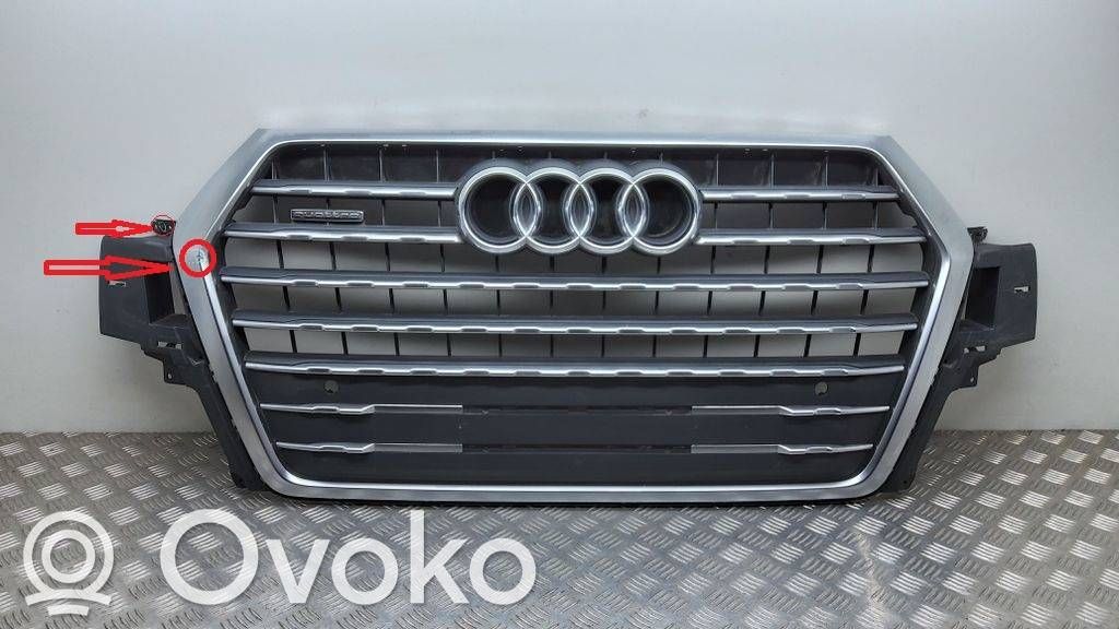 Audi Q7 4M Maskownica / Grill / Atrapa górna chłodnicy 