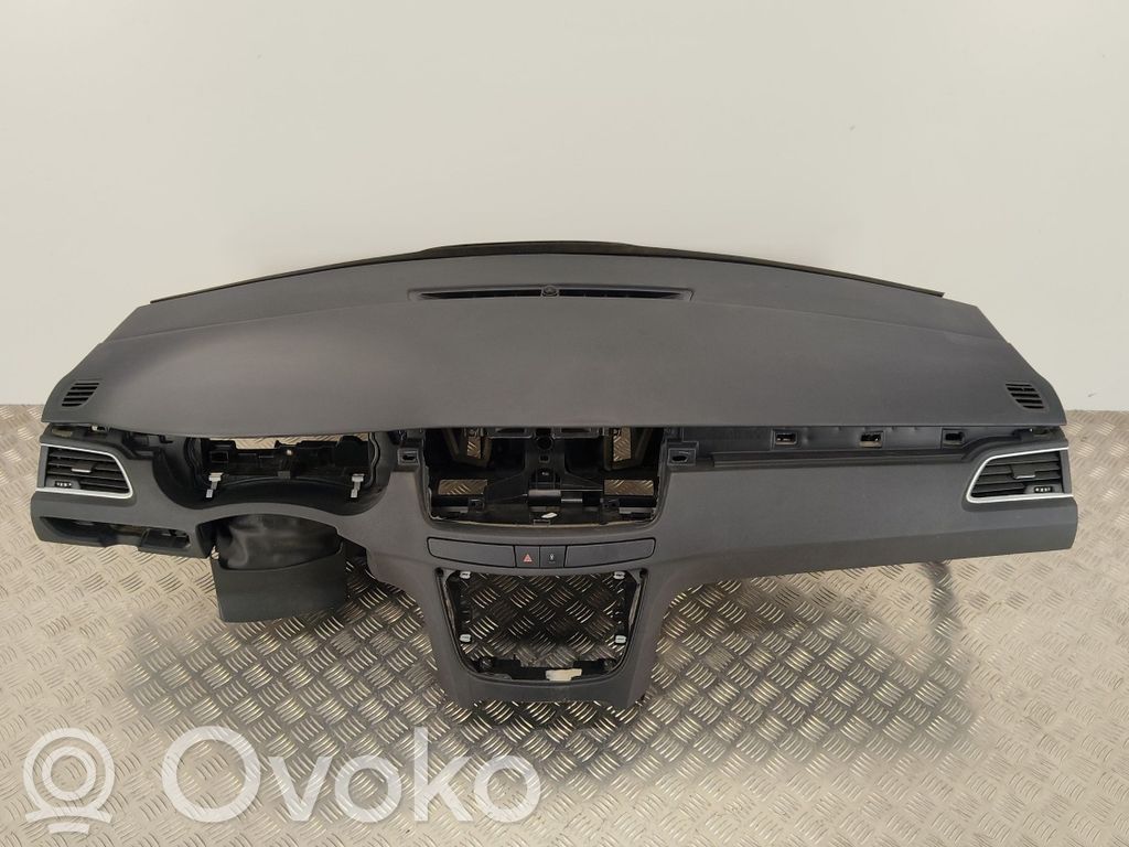 Peugeot 508 Dashboard 