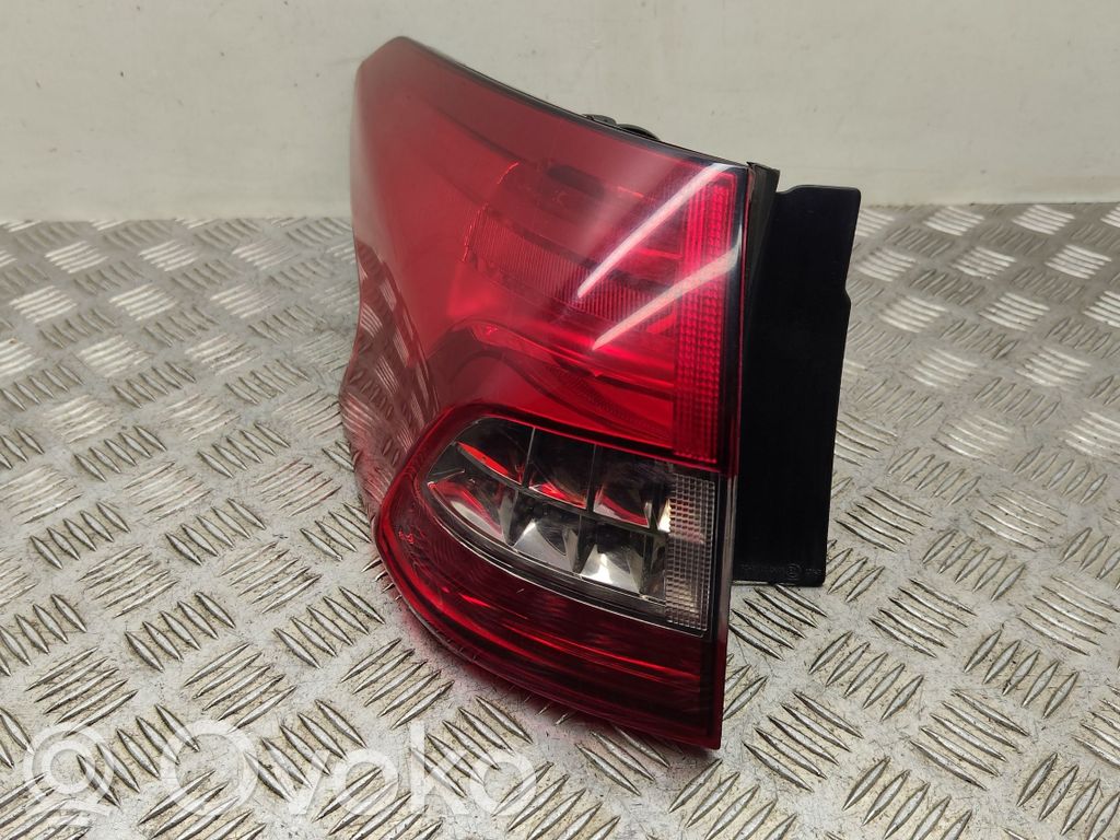 Citroen C5 Aizmugurējais lukturis virsbūvē 