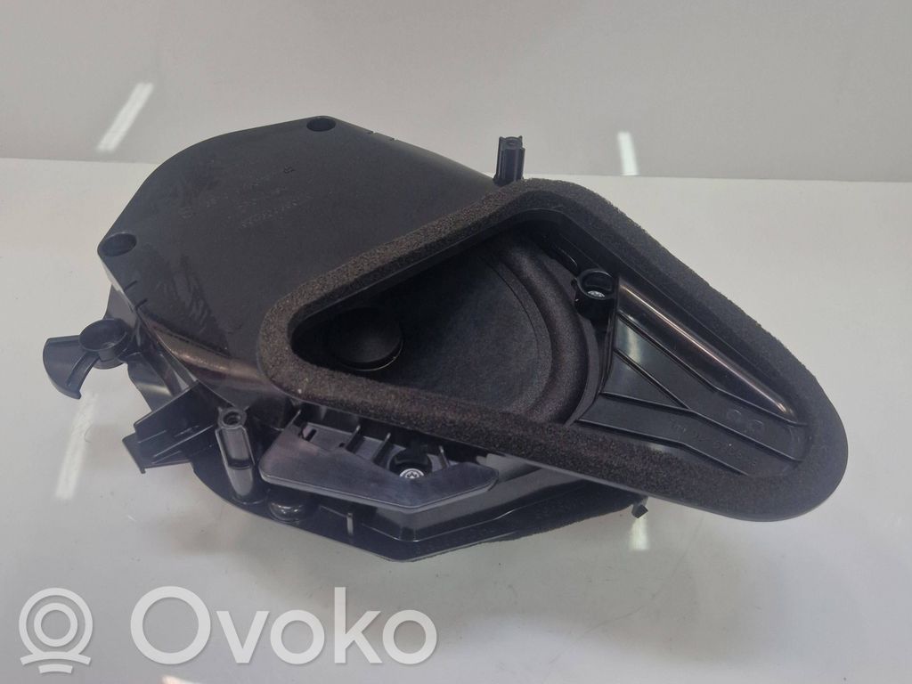 BMW i3 Subwoofer 