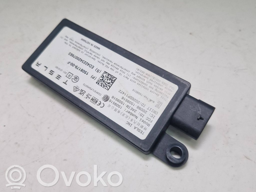 Tesla Model Y Bluetoothin ohjainlaite/moduuli 
