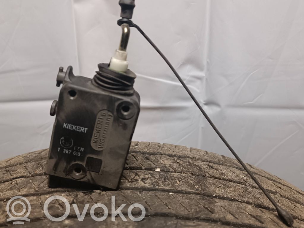 BMW 3 E36 Motor de bloqueo de puertas 