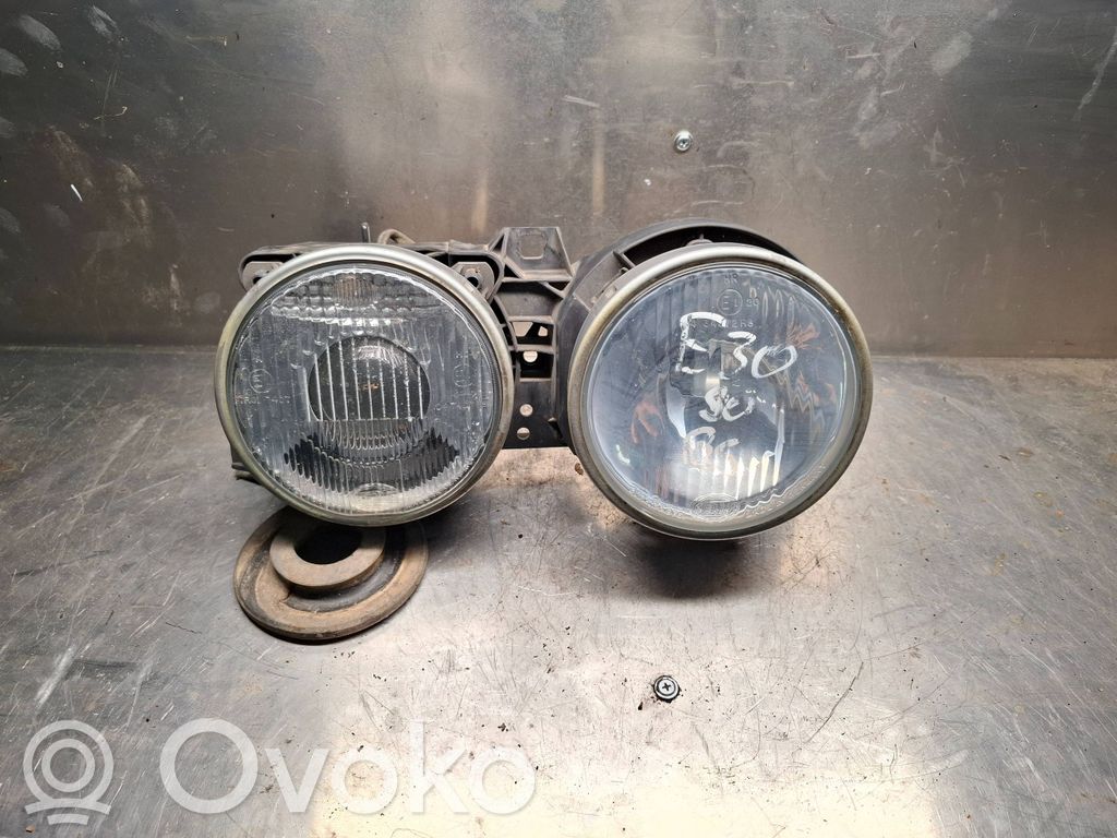 Headlight/headlamp   302133976