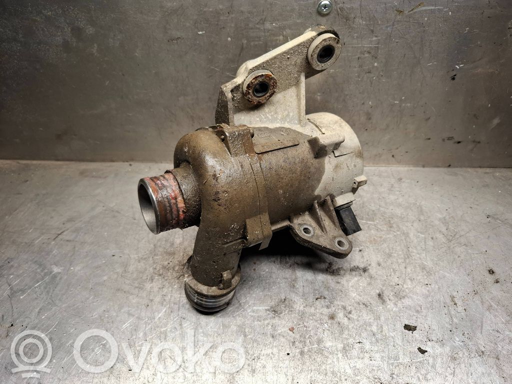 Pompe de circulation d'eau   304453310