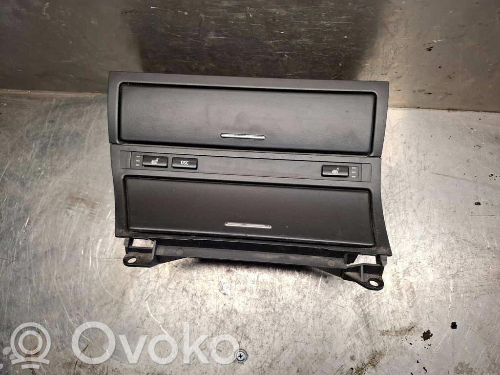 BMW 3 E46 Kojelaudan säilytyslokero 