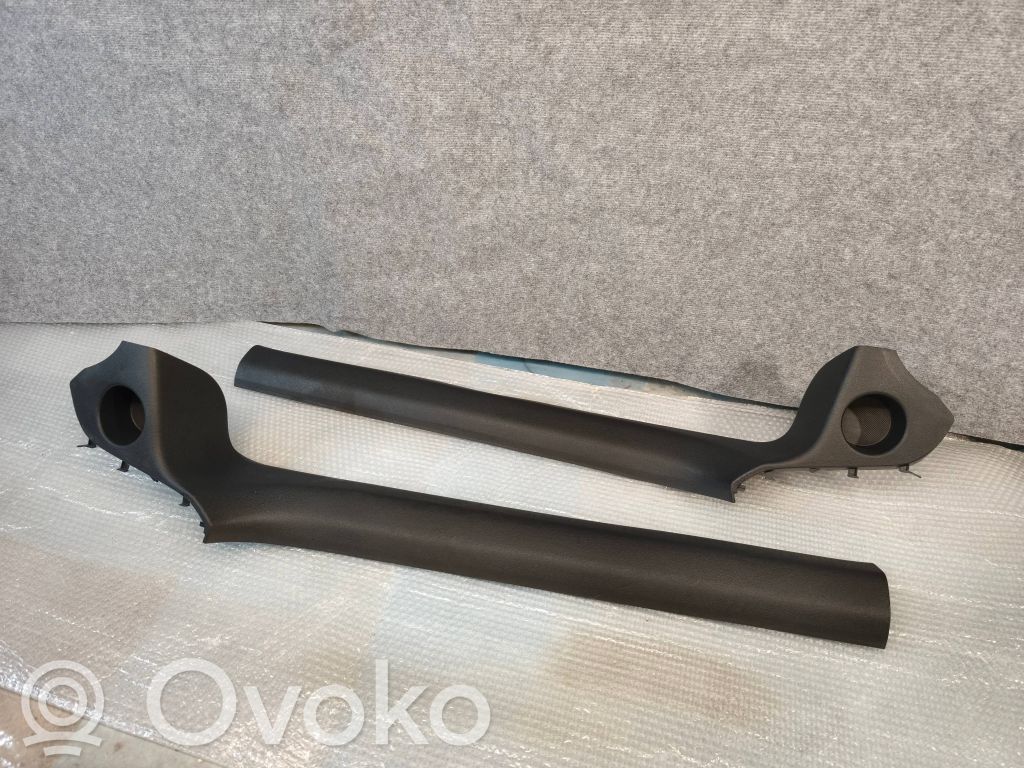 Audi A5 Priekinio slenksčio apdaila (vidinė) 