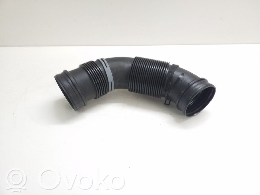 Volkswagen Jetta VI Ilmanoton letku 