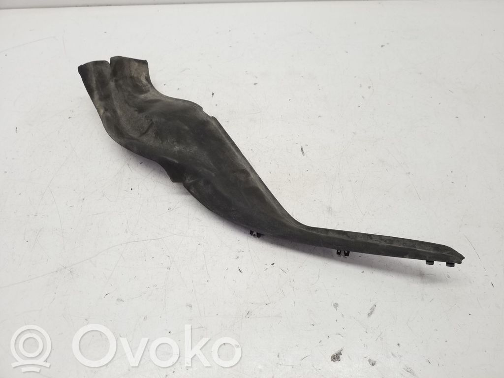 Chrysler Pacifica Windshield trim 