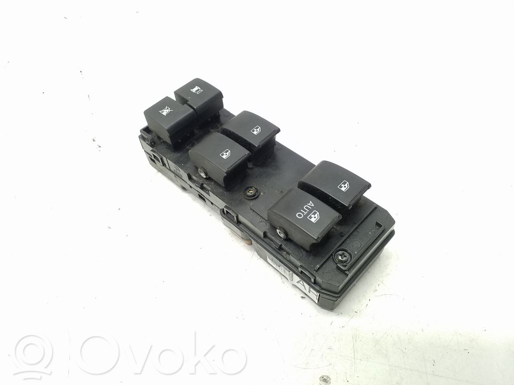 Chevrolet Captiva Electric window control switch 