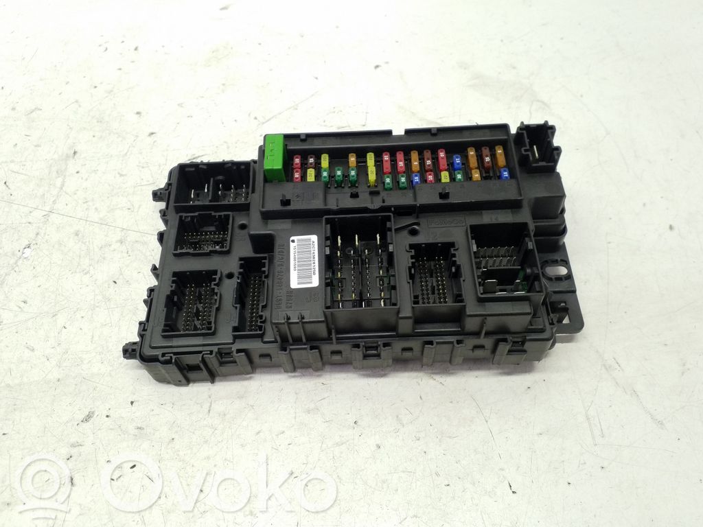 Ford Mondeo MK V Fuse module 