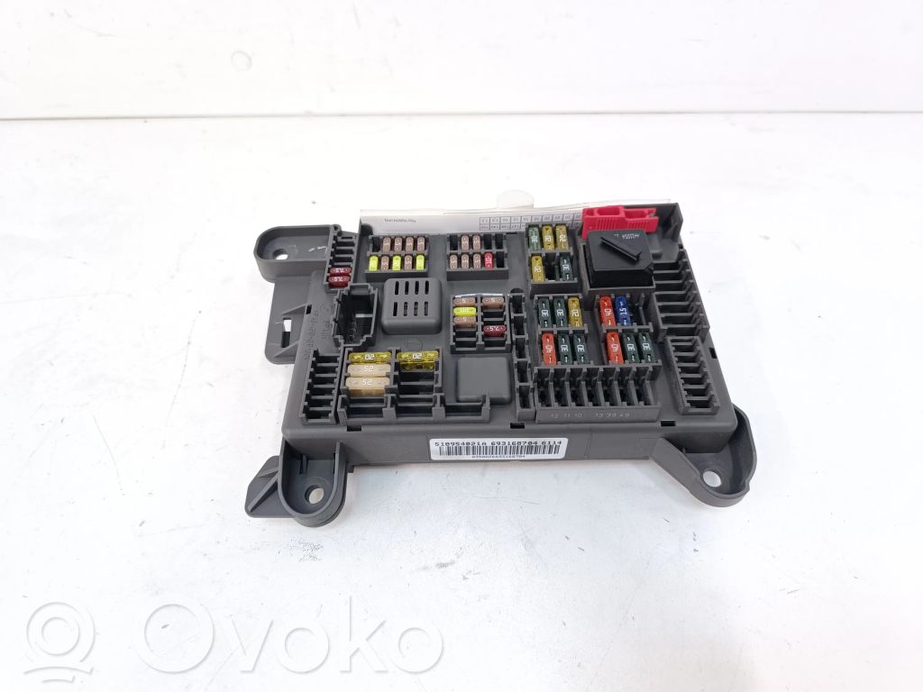 BMW X5M E70 Fuse module 