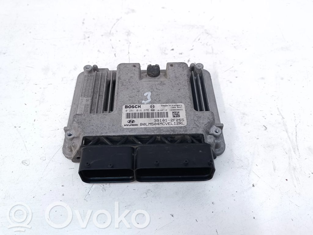 Hyundai ix35 Engine control unit/module 
