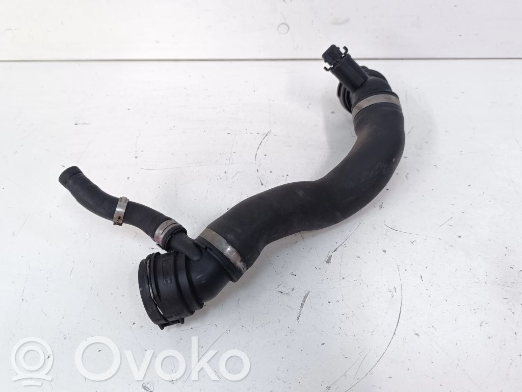 BMW X5M E70 Engine coolant pipe/hose 