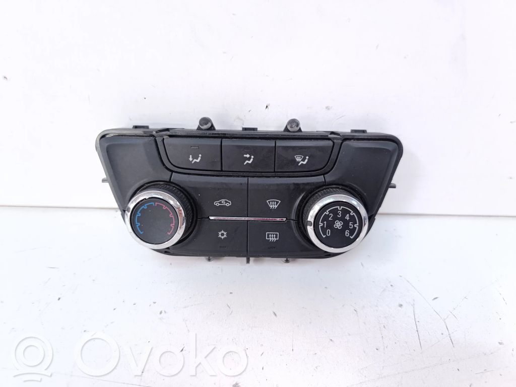 Buick Encore I Climate control unit 
