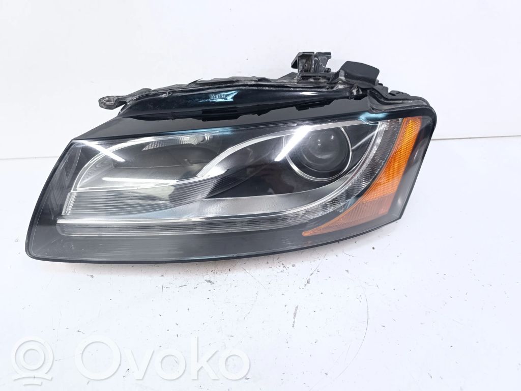 Audi A5 8T 8F Priekinis žibintas 