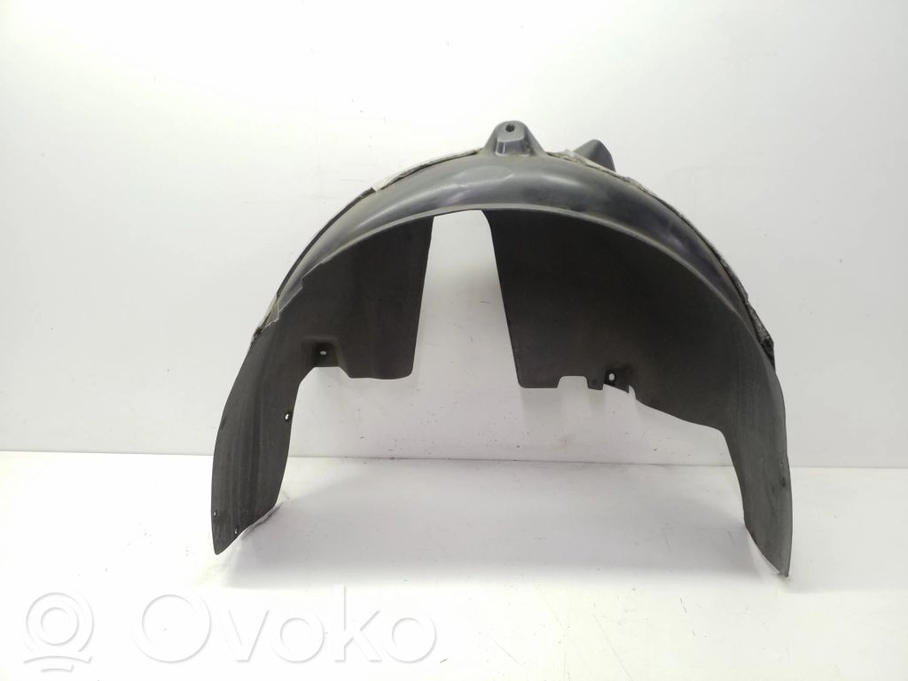 Front wheel arch liner splash guards
