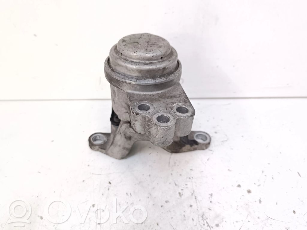 Ford Mondeo MK V Engine mount bracket 