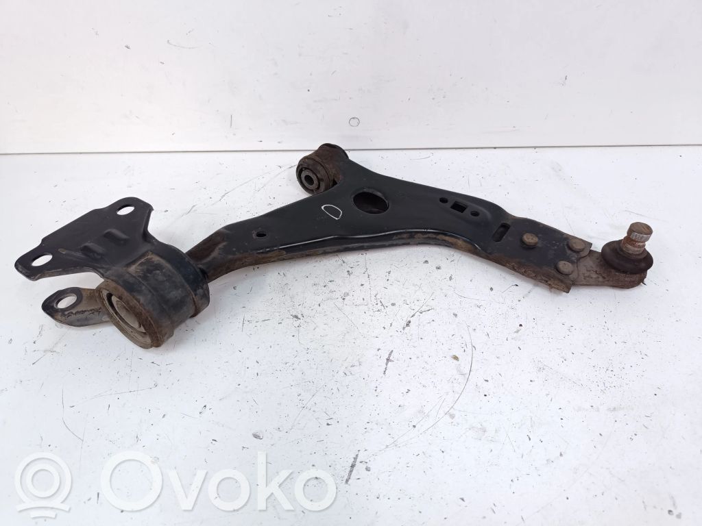 Ford Kuga II Вилы 