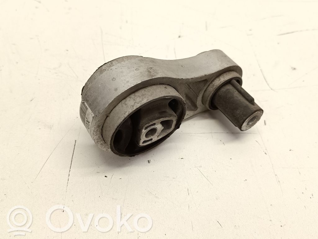 Ford B-MAX Engine mount bracket 