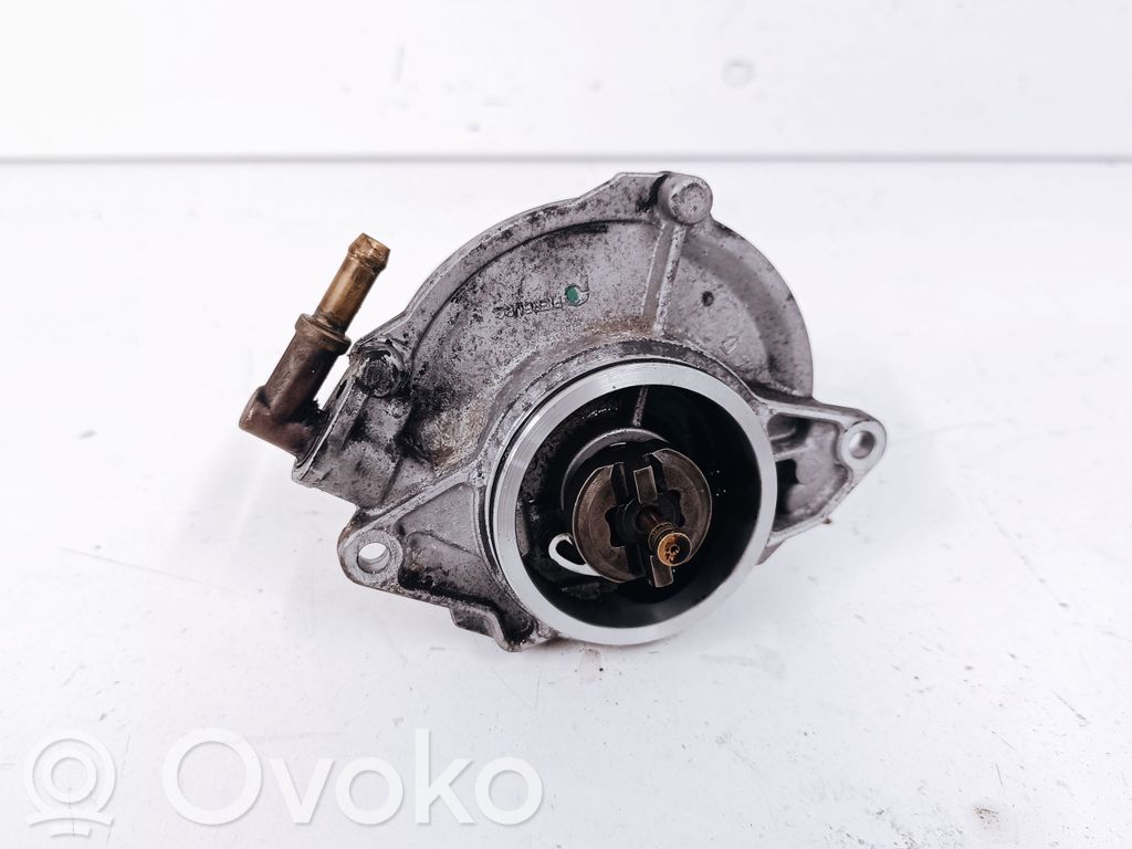 Audi A4 Allroad B8 Vacuum pump 