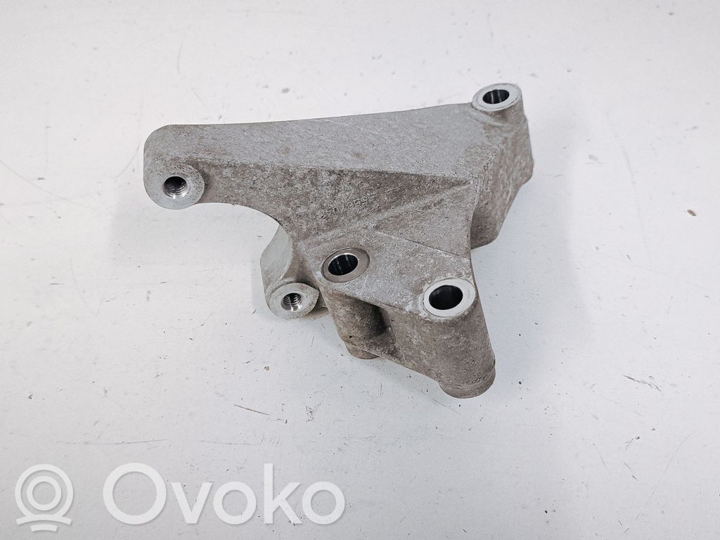 Buick Encore I Engine mounting bracket 
