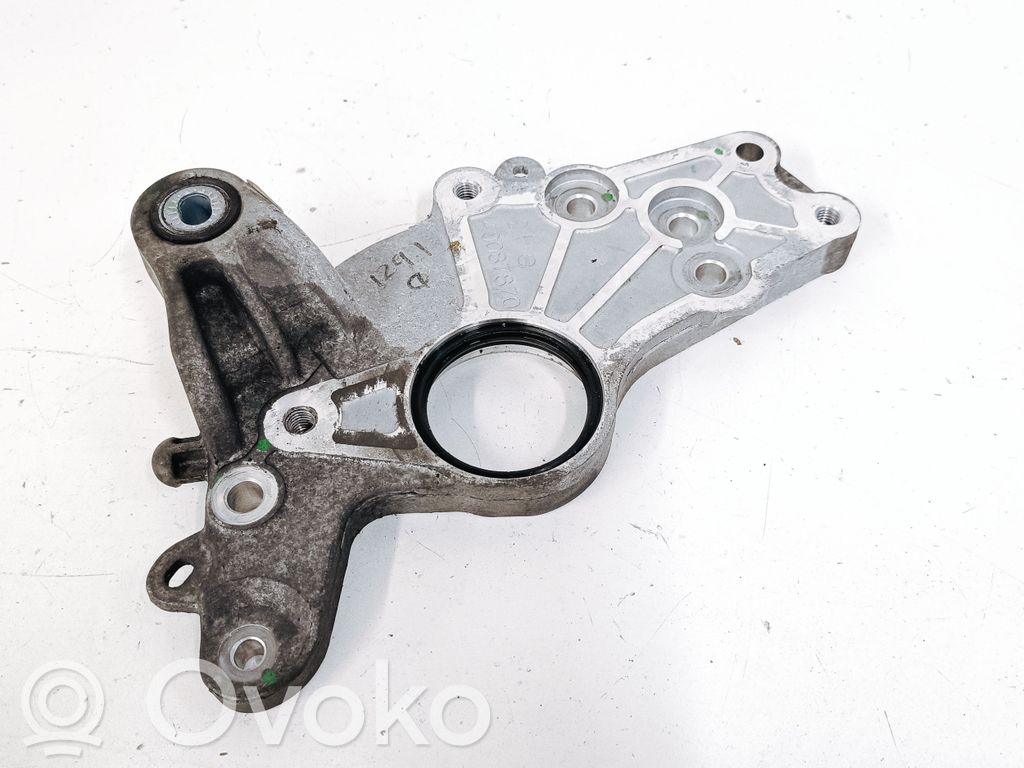 Buick Encore I Gearbox mounting bracket 