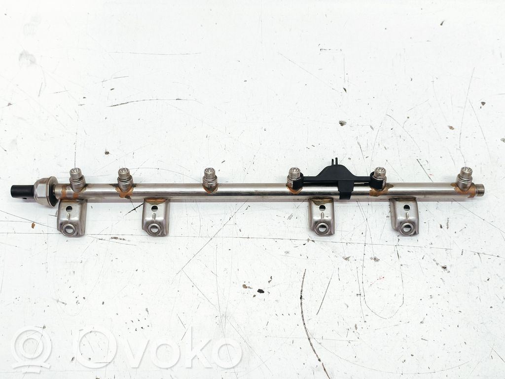 BMW 7 F01 F02 F03 F04 Fuel main line pipe 