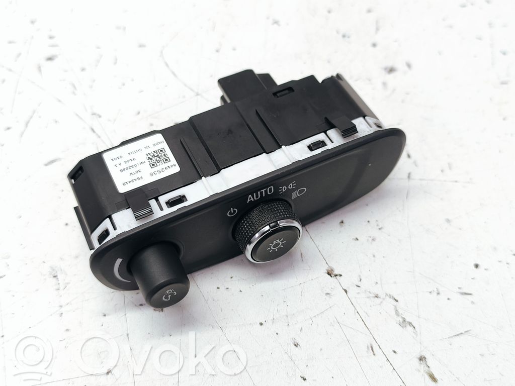Buick Encore I Light switch 