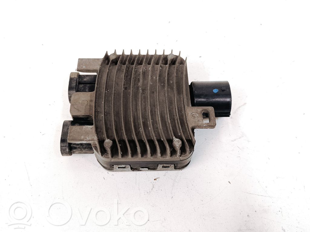 Volvo S60 Coolant fan relay 