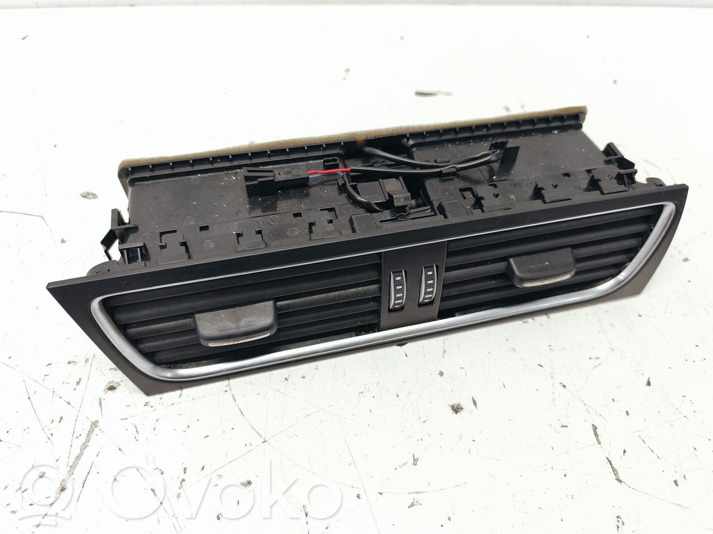 Audi A4 S4 B8 8K Centrinės oro grotelės 