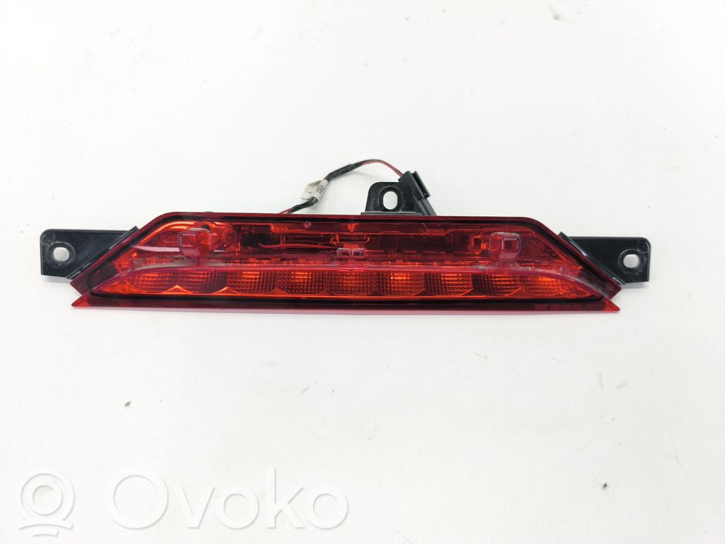 Chrysler Pacifica Third/center stoplight 