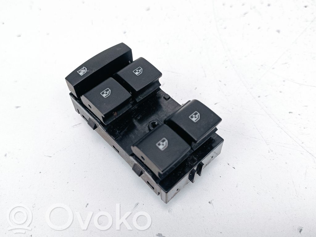 Buick Encore I Electric window control switch 