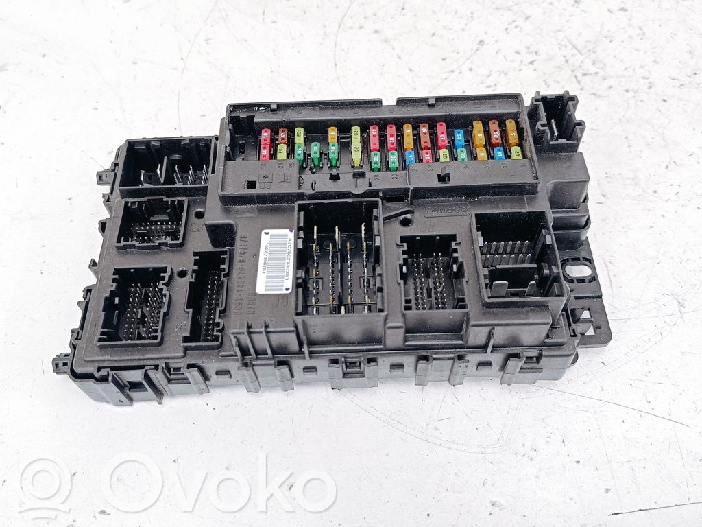 Ford Fusion II Fuse module 