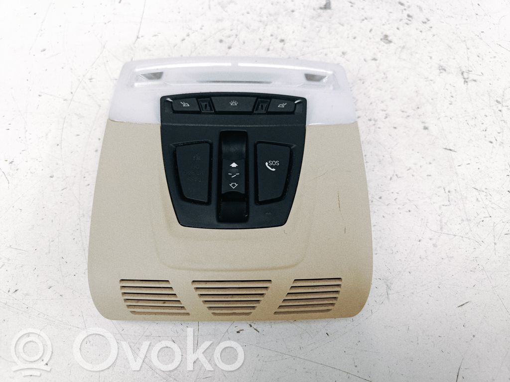 BMW 3 F30 F35 F31 Etuistuimen valo 
