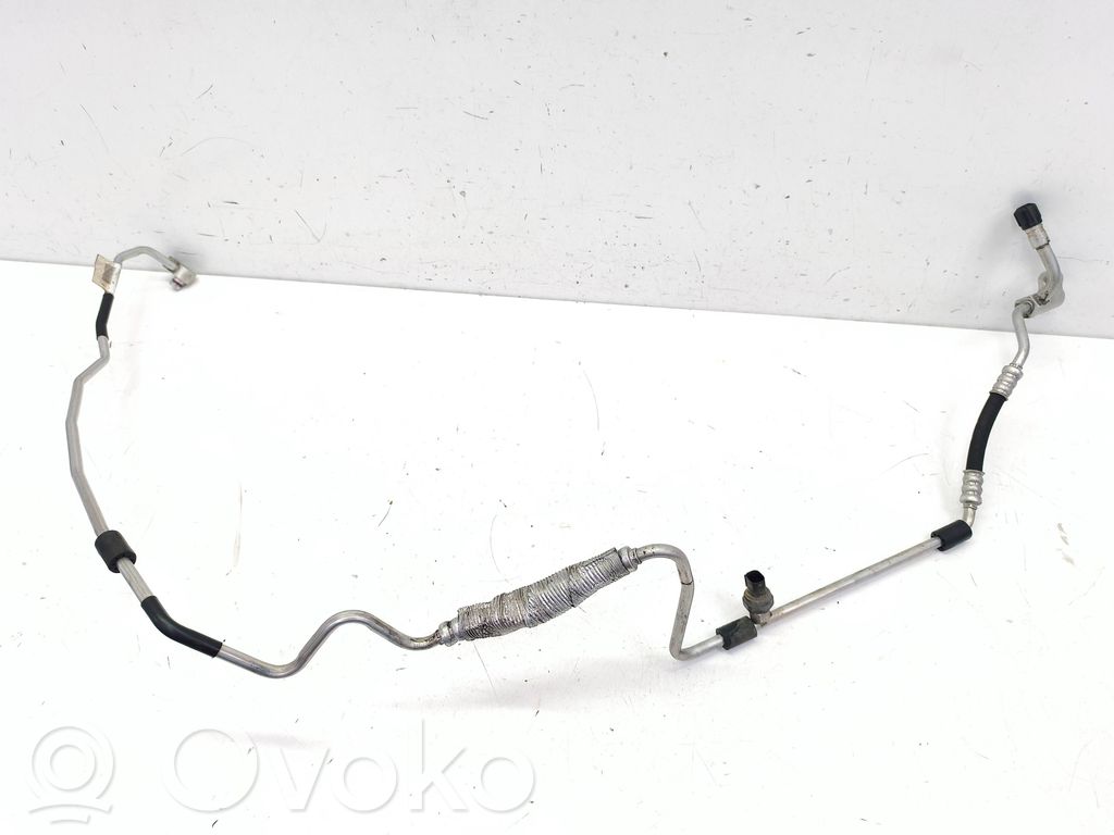 BMW X1 E84 Ilmastointilaitteen putki (A/C) 