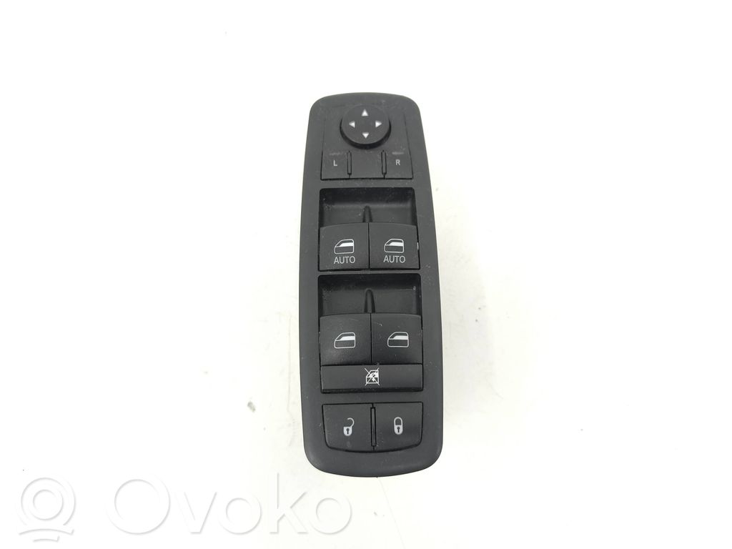 Dodge Durango III Electric window control switch 