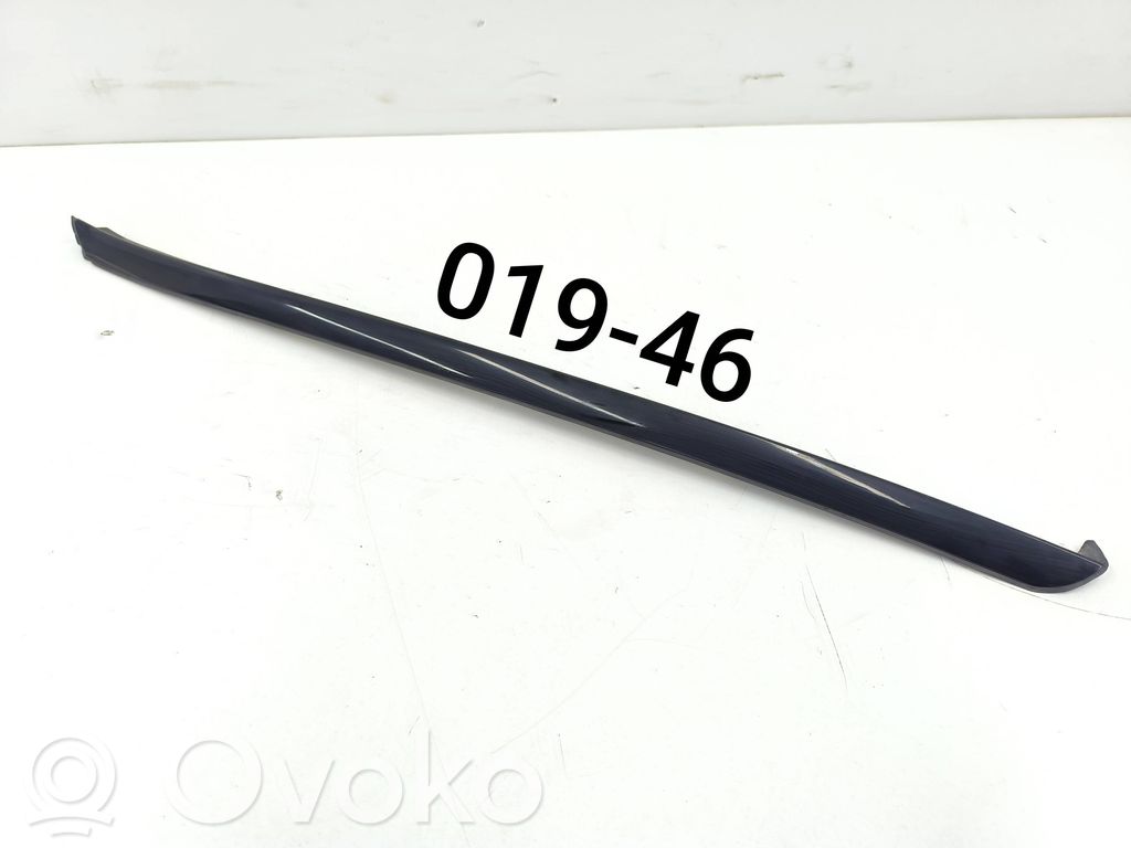 Volvo XC60 Windshield trim 